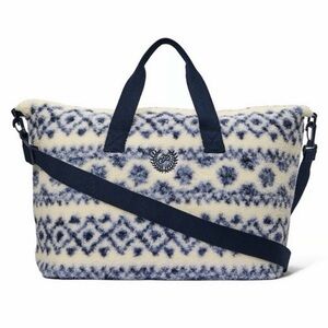VICTORIA'S SECRET NWT Cozy Plush Weekender Bag Navy and Cream Patterned Tote Bag